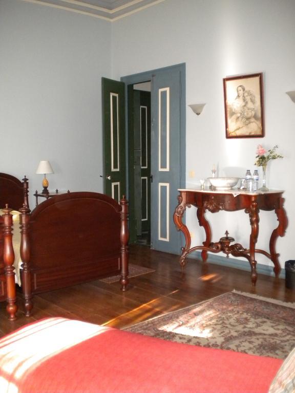 Bed and Breakfast Casa Dos Vargos Торриш-Новаш Экстерьер фото